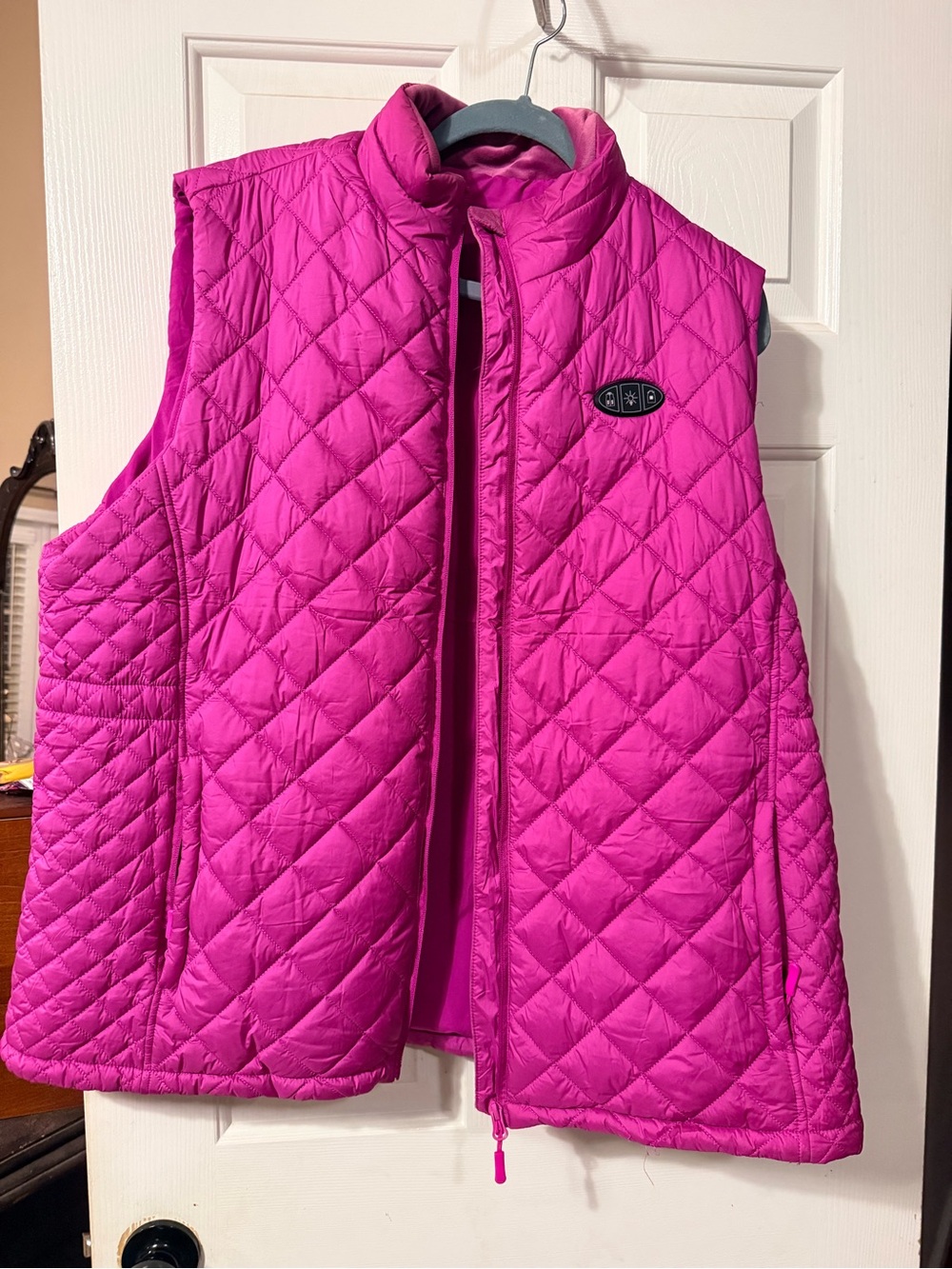 Women’s Quilted Sleeveless Vest - Bright Pink